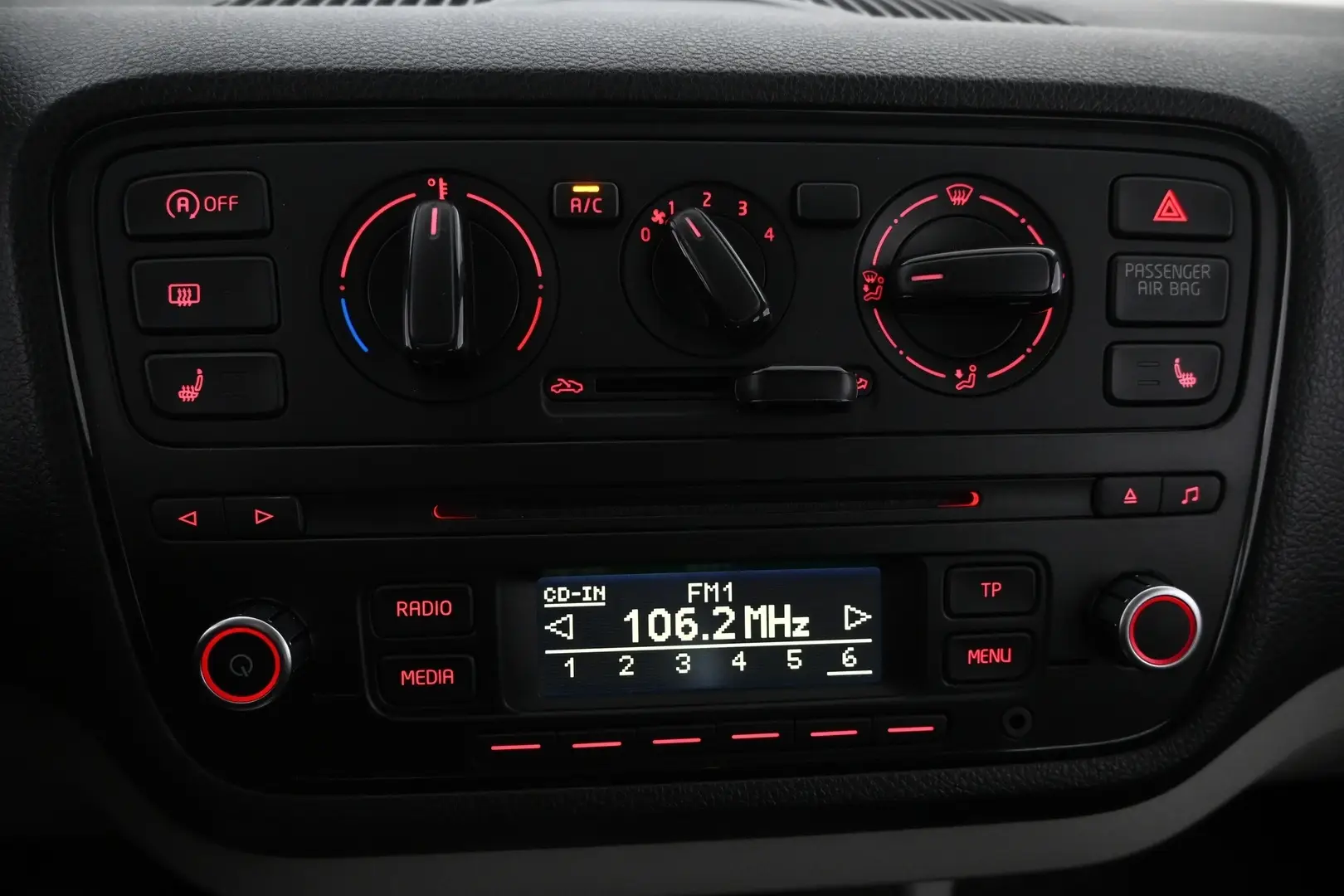 Car Image - 31QyDJ8JRbIlakFEcy9EJ1