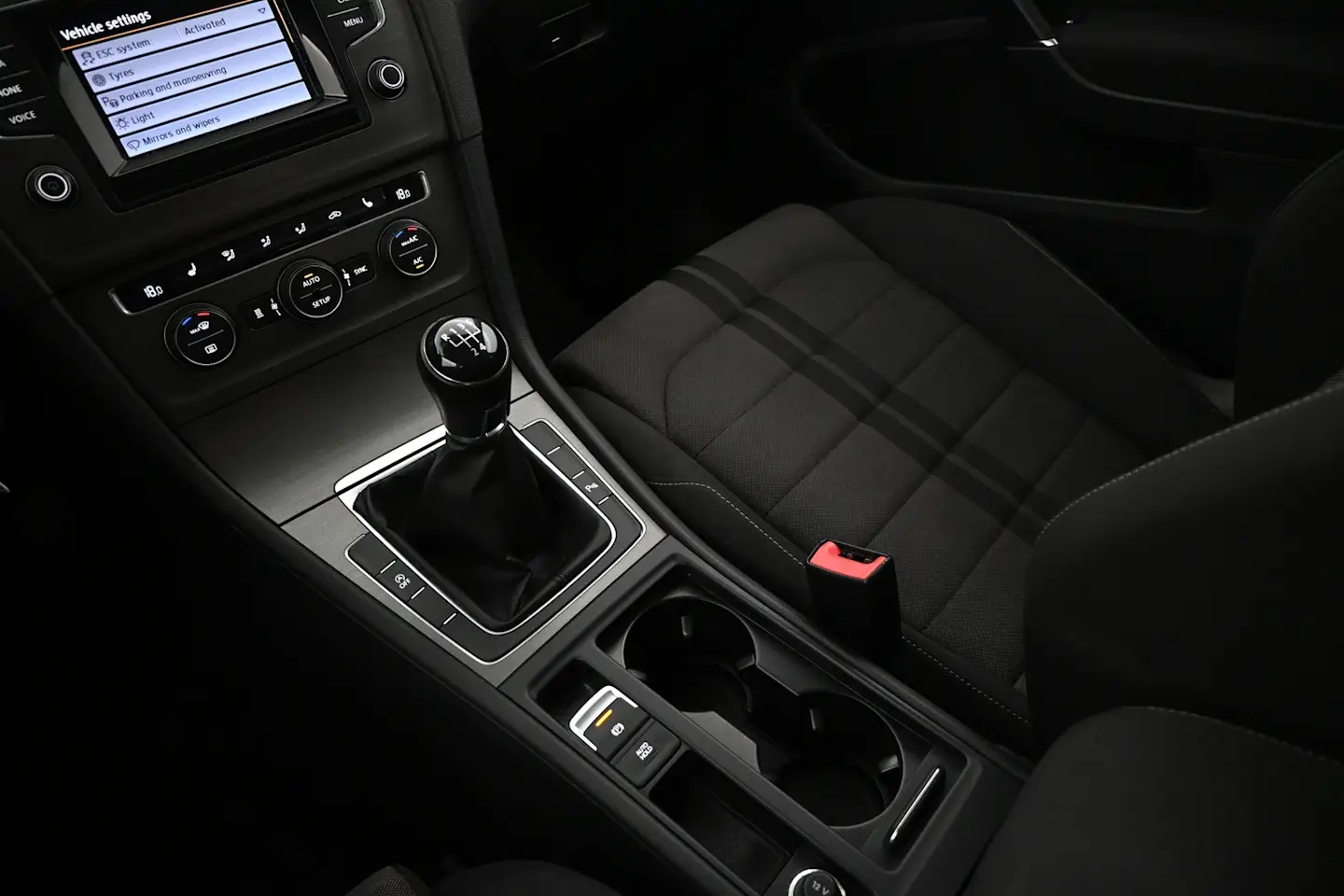 Car Image - 2W0RMaahkwSesi1YlWqHFZ