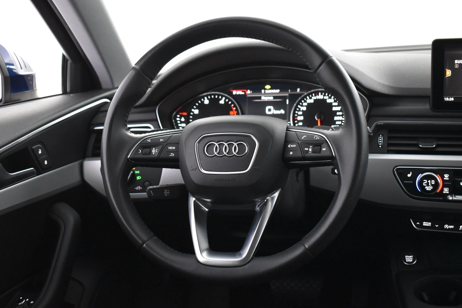 Car Image - 37bQNpfaFR9haYB18w31TM