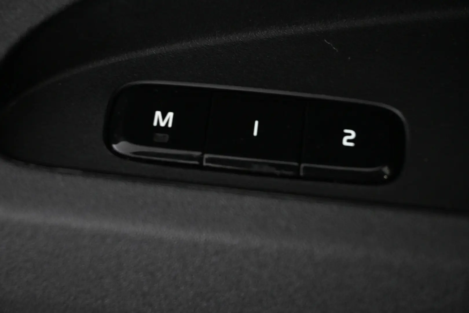Car Image - 3n0KpdpFwNDbHDZ7BfpaQB
