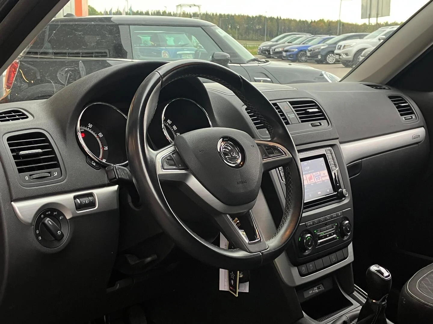 Car Image - 3jVNeupfmrLxtQAHhsKU8R
