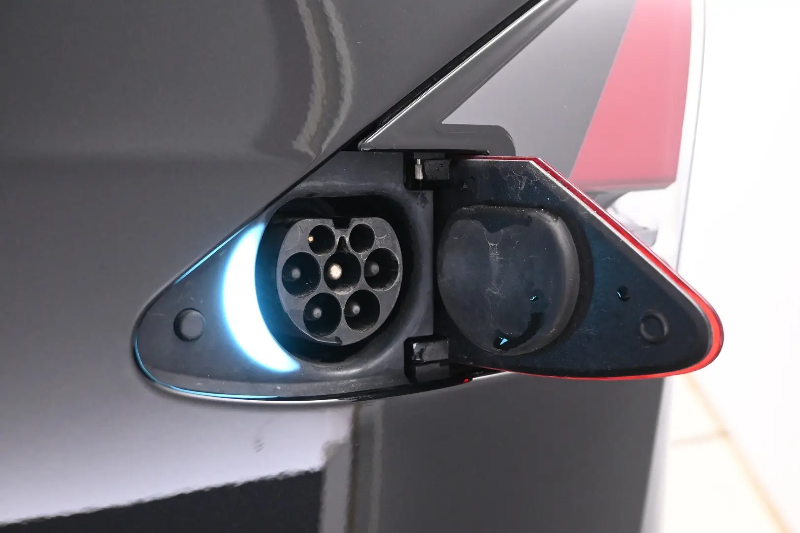 Car Image - 18GjVdIsuCtZ6EjL3hJvTT