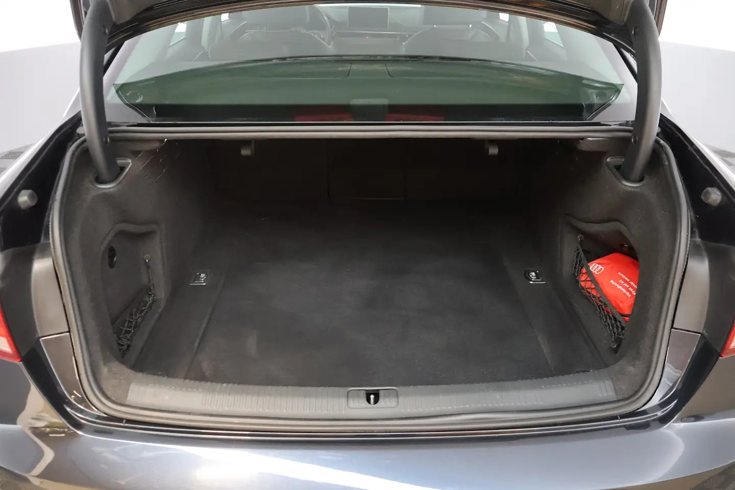 Car Image - 5wTSxuT0KcNUpLw5opb25e