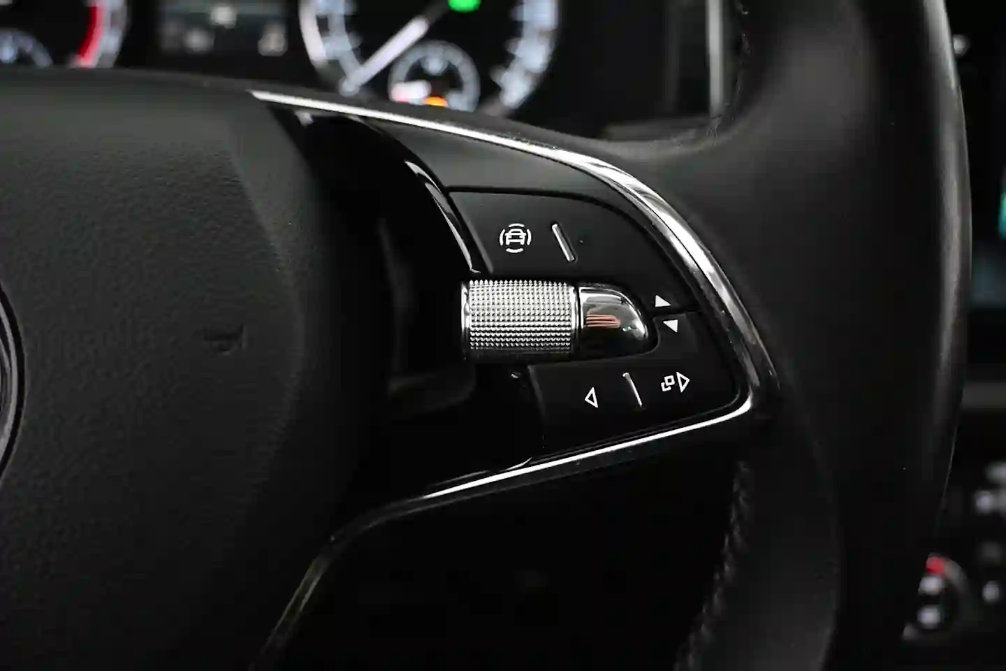 Car Image - 43jbylorwvF4qSghF8emRC