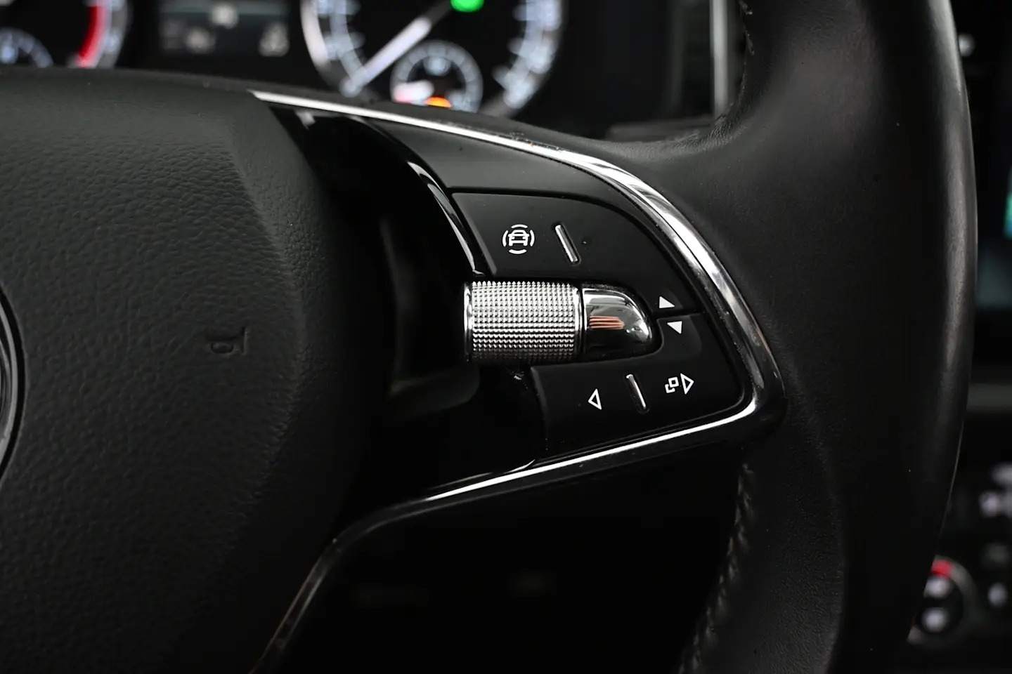 Car Image - 43jbylorwvF4qSghF8emRC