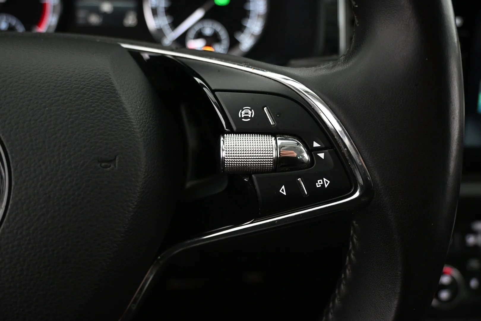 Car Image - 43jbylorwvF4qSghF8emRC