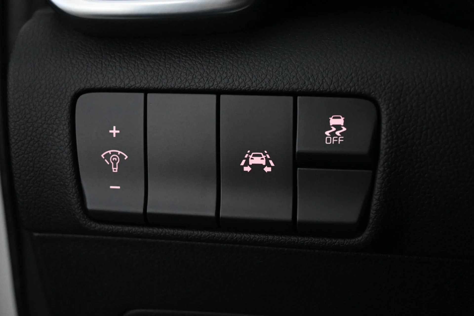 Car Image - 41gk8OyZEOoQEBfnRYl8gZ