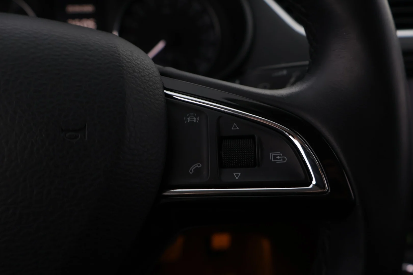Car Image - 3Rh599TugjcYbkDwq4RJGG