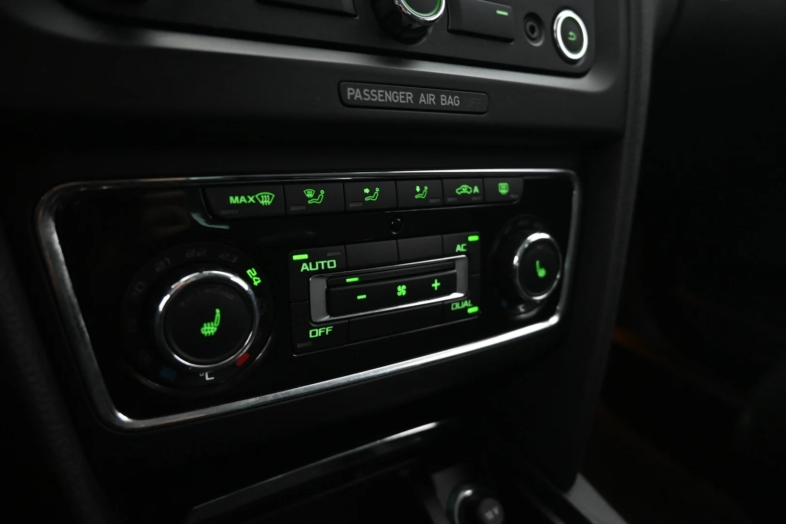 Car Image - 3cNP5TJkhBR4YlQlbaxzz0