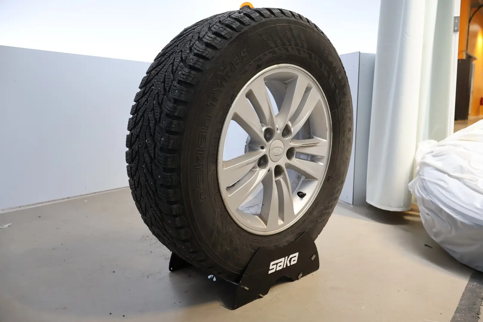 Car Image - 6raopTjJXkANRvoUD7Dd2R