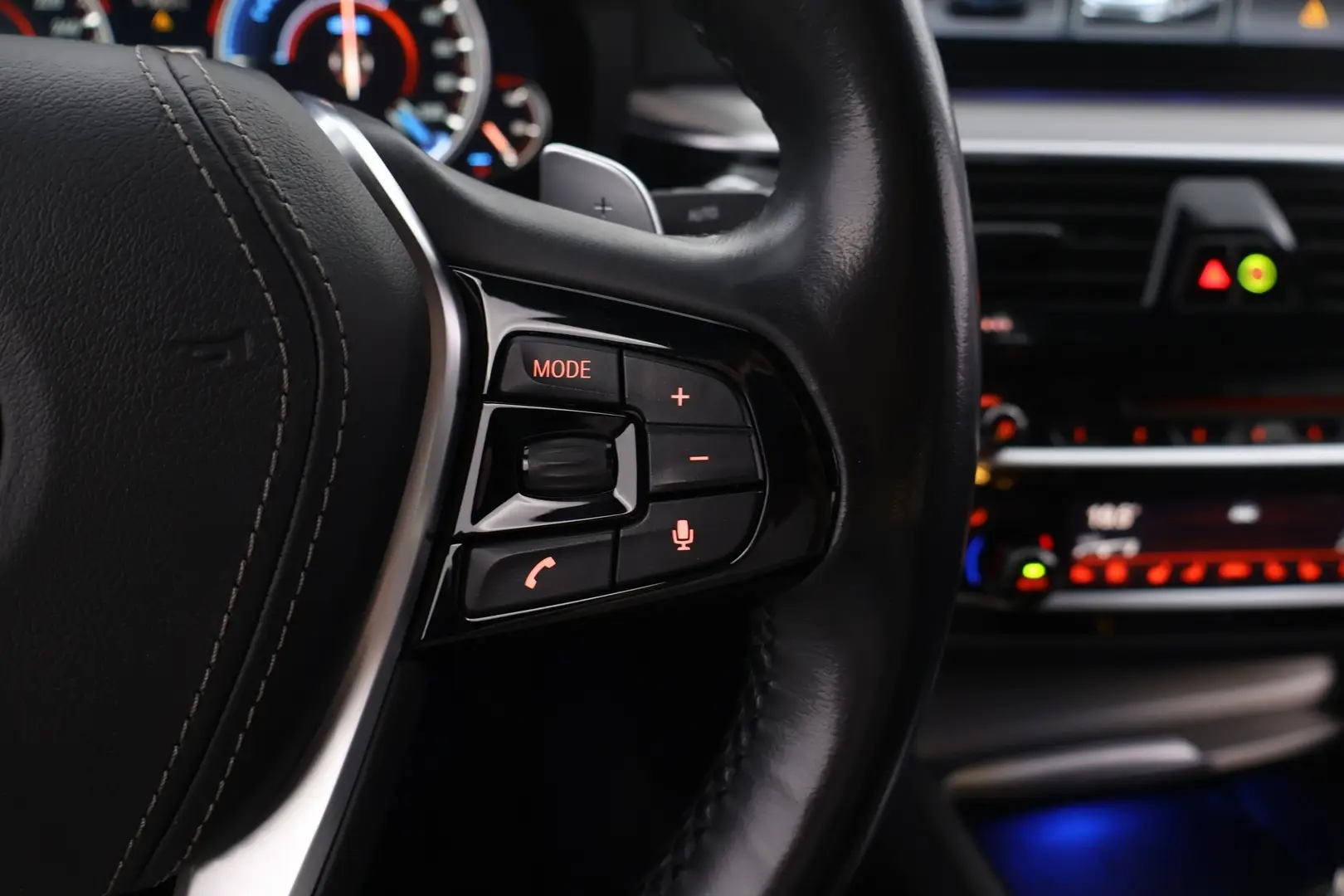 Car Image - 6YhXWqNJjPGlzzb0I2vbiV