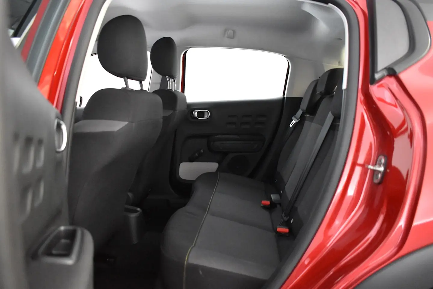 Car Image - 4RQHDxjJqaJ35732x3Si5b