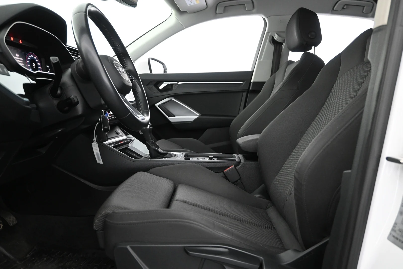 Car Image - NY9aKO604bFDlTcAHuh0f