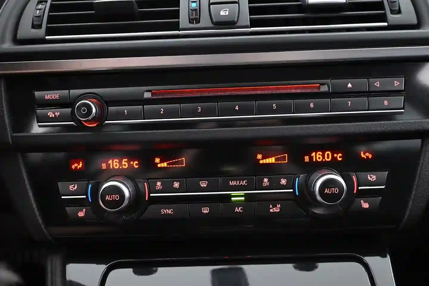 Car Image - 35jeoo7AAId1uAR5CxVaQ2