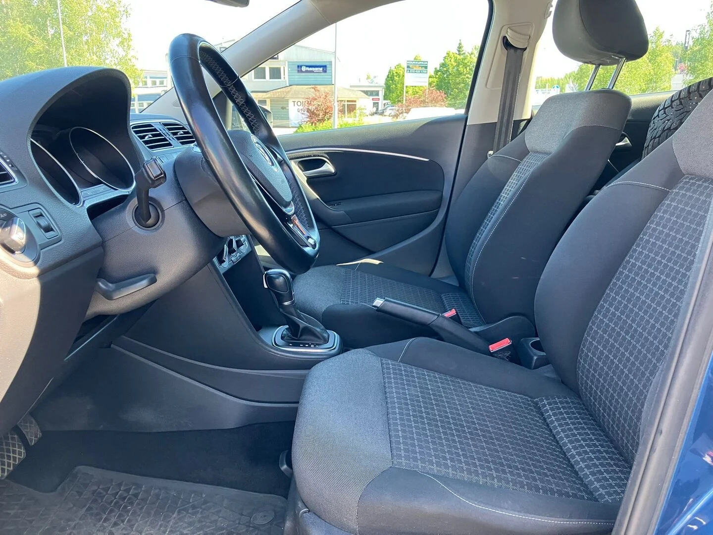 Car Image - 38JC7686KQOz9tzfh1WDAS