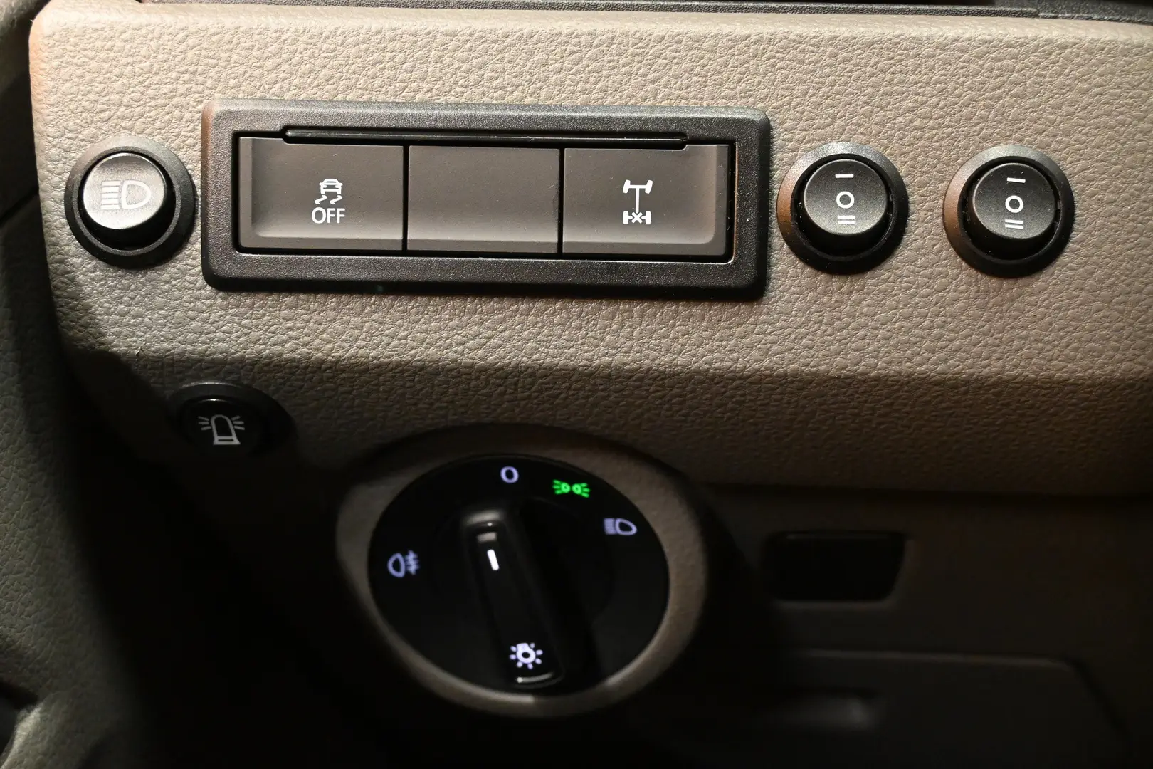 Car Image - 4hGbt8yN8qw8p2hJeqCsLy