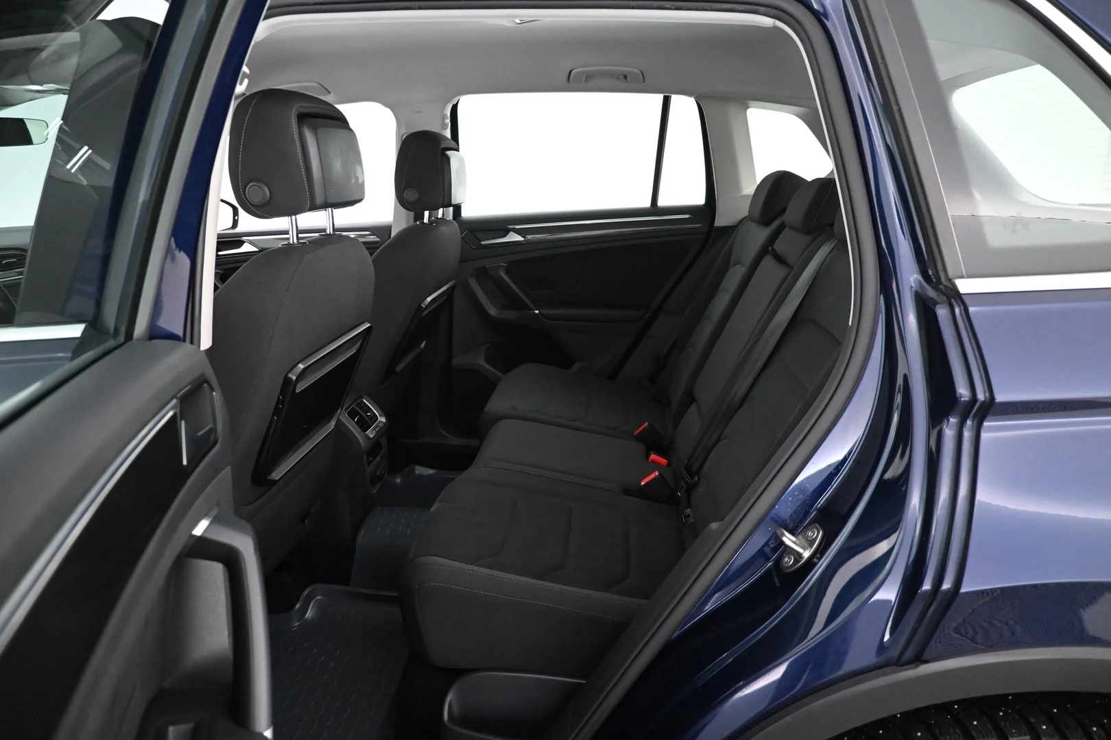 Car Image - 4QMIedHFe9Wum9YnjI5J9G