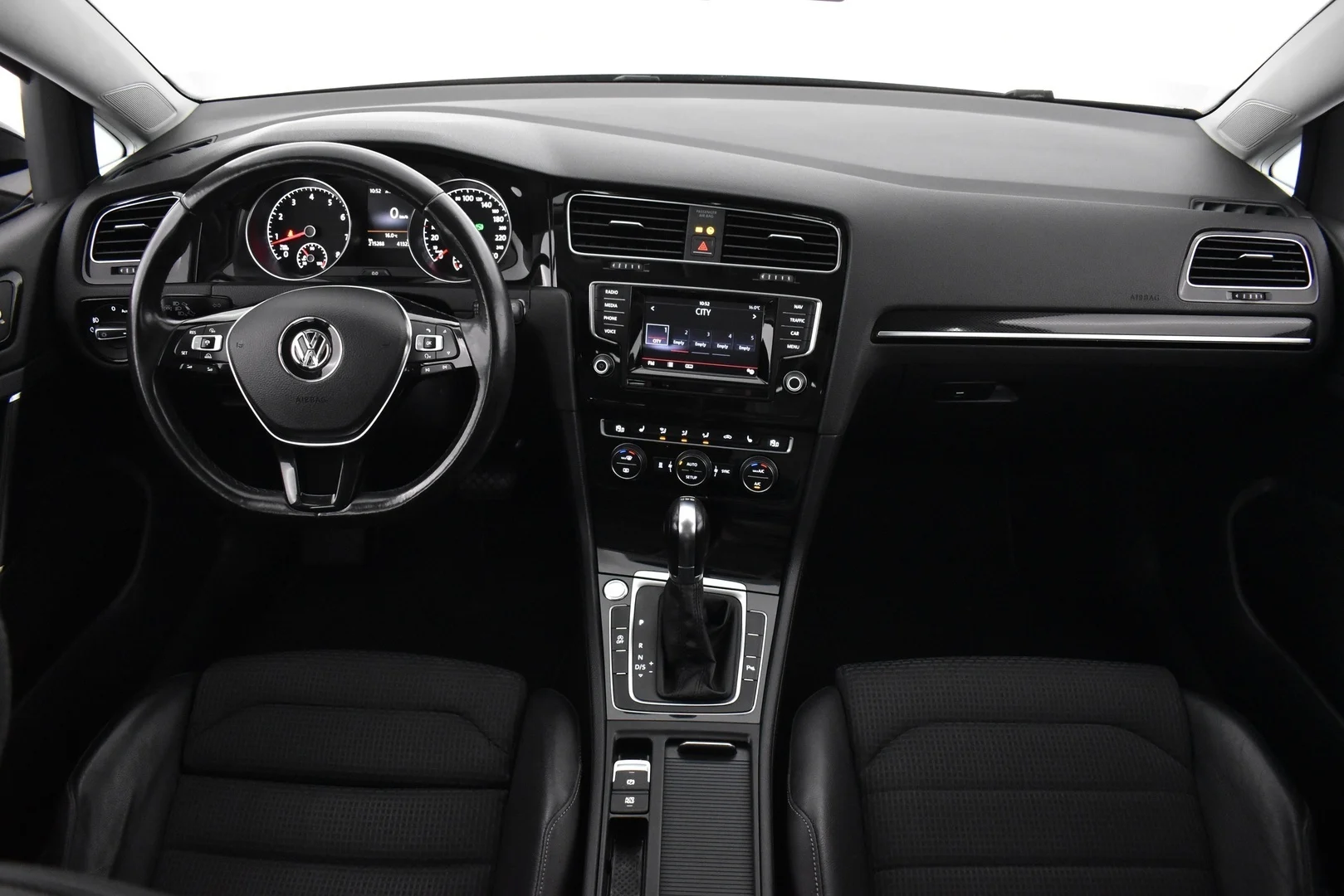 Car Image - 1ykIjJXoCVyYVRvyt9ycmd