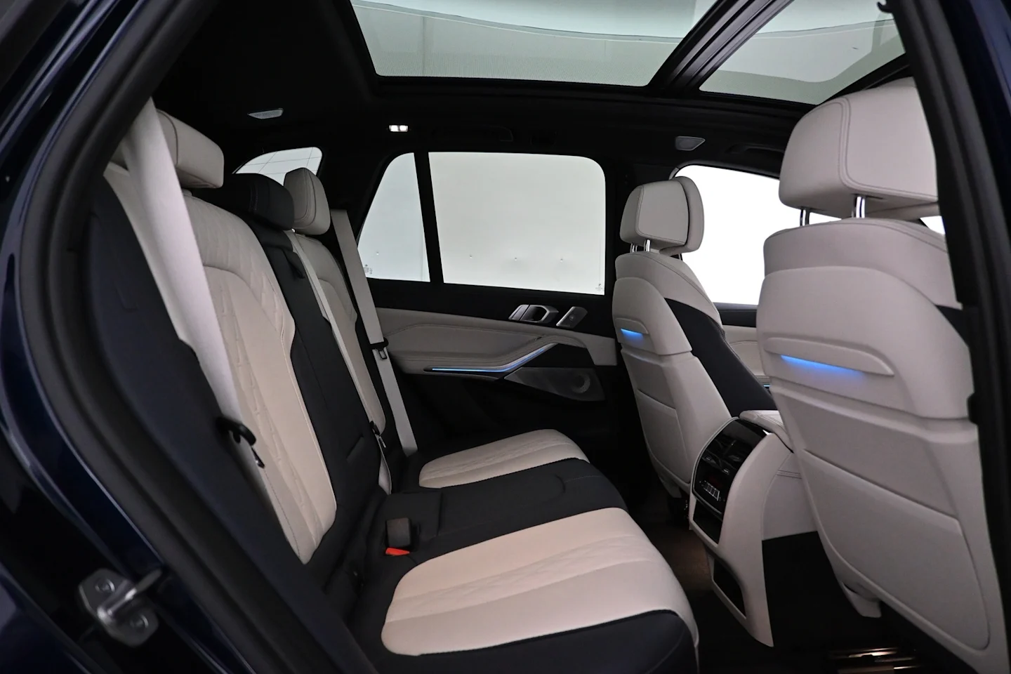 Car Image - 7tipQlYDZgysX4nahG14Id