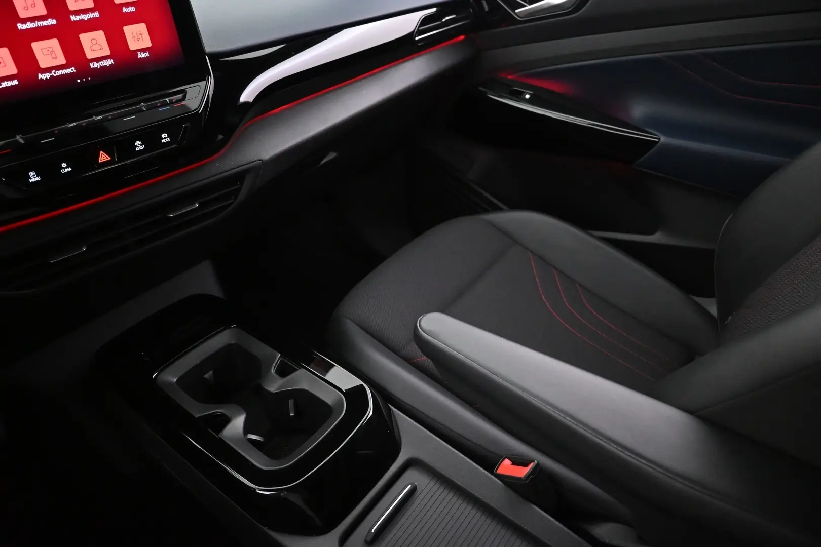 Car Image - 1V9bdqdoUmF9FiC5Aup7Av