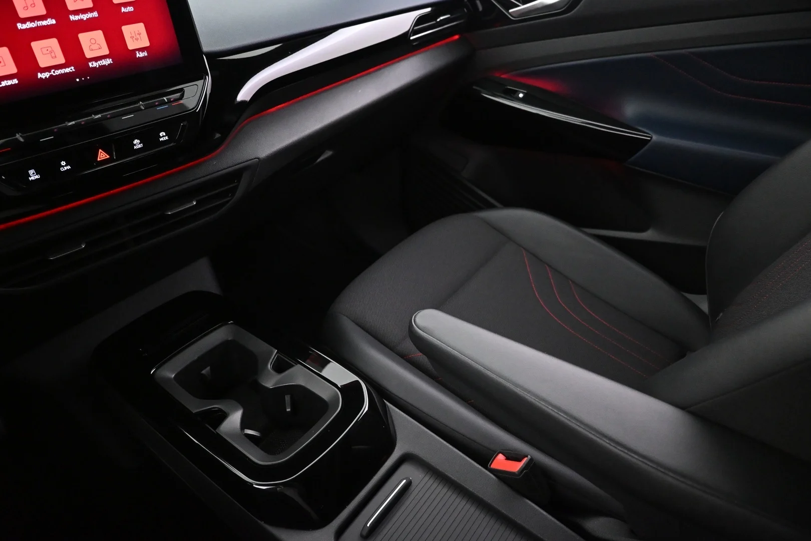 Car Image - 1V9bdqdoUmF9FiC5Aup7Av
