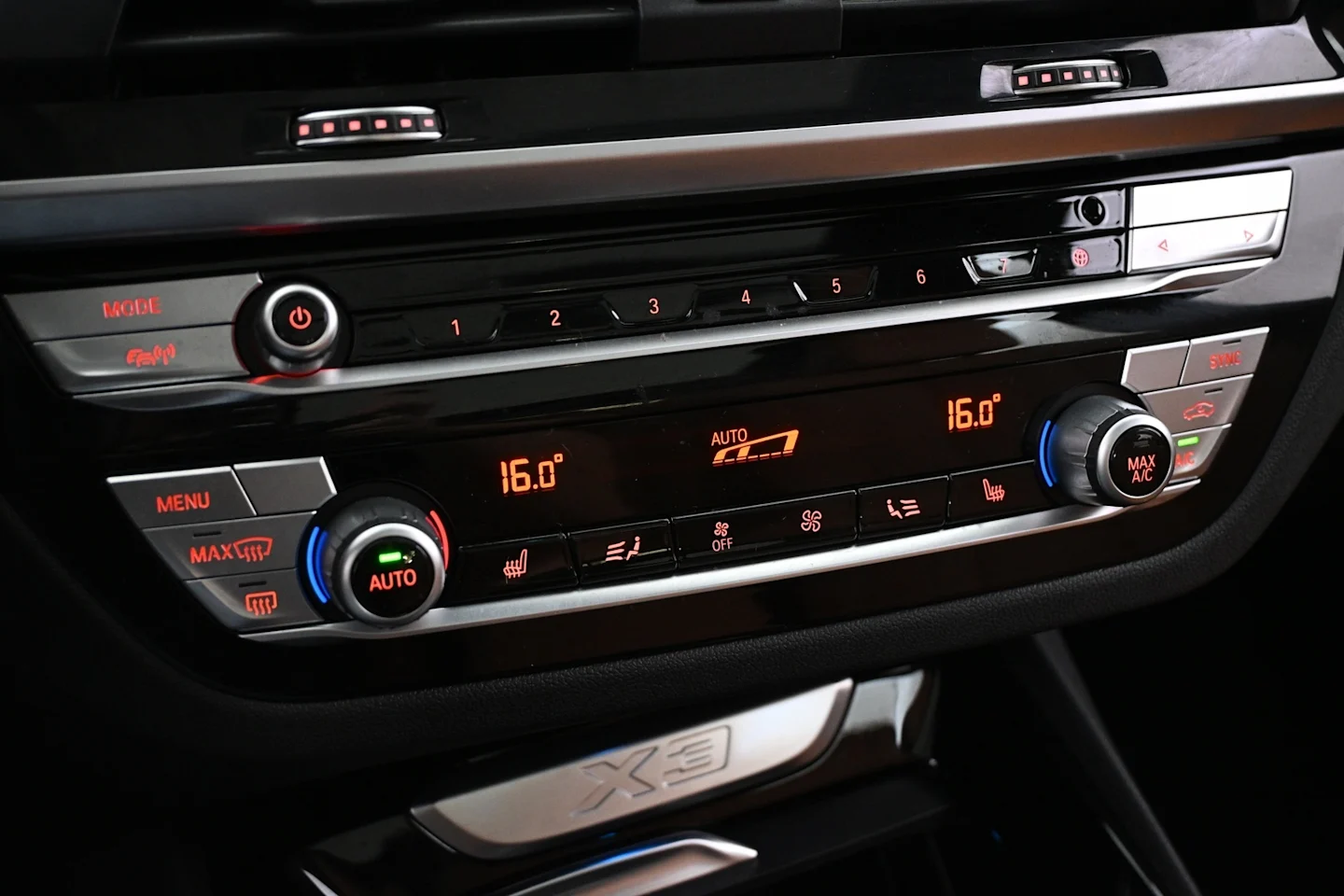 Car Image - 53P9BRYIF9Y8y1xeq8beaH