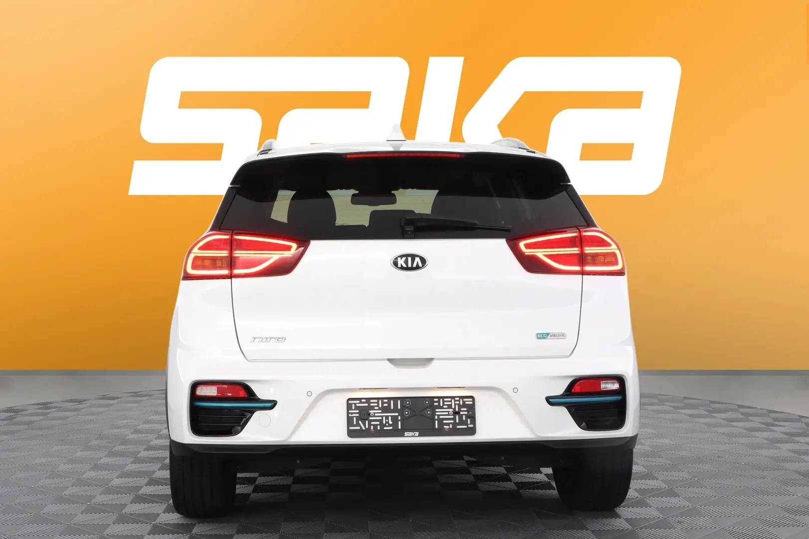 Car Image - G4OTj8Vm0Gp5cUnDqLHo1