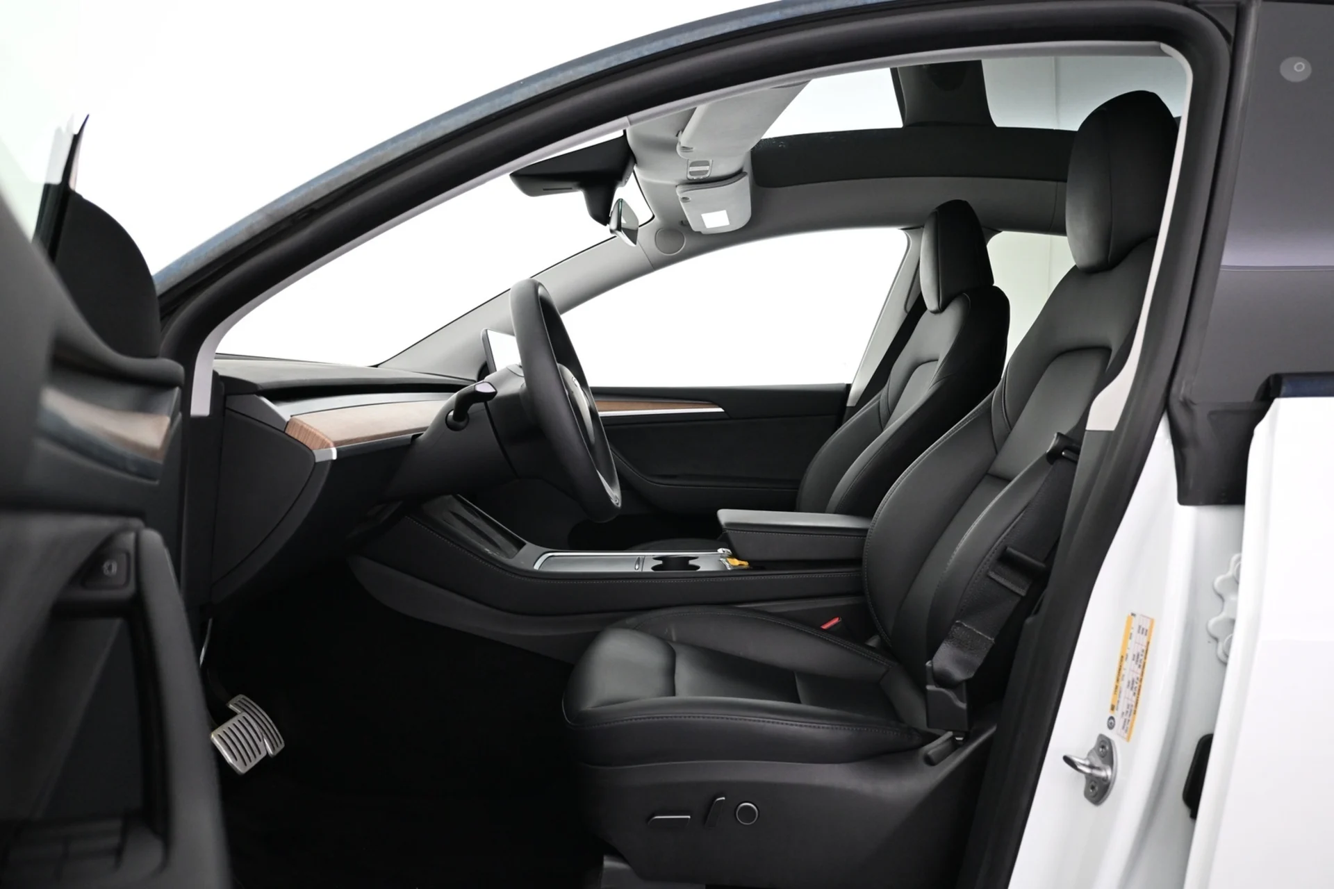 Car Image - 1OYxYjiEgQfl61nP1lNDYH