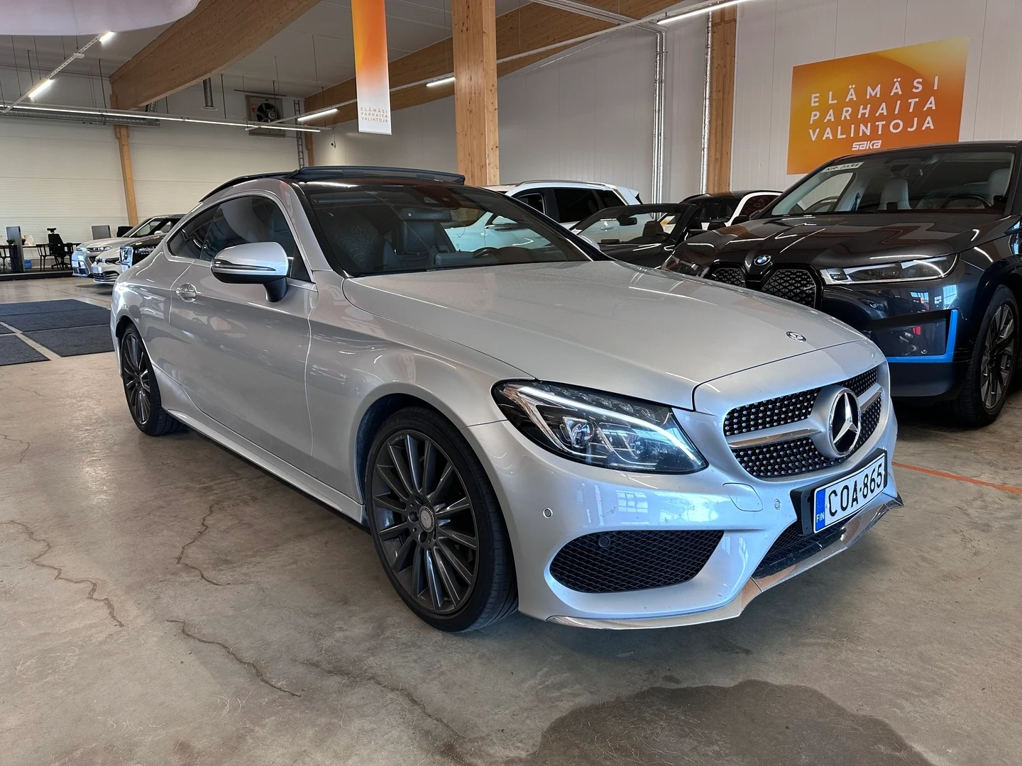 Car Image - 6bW105lf798PVy77YN6eqn