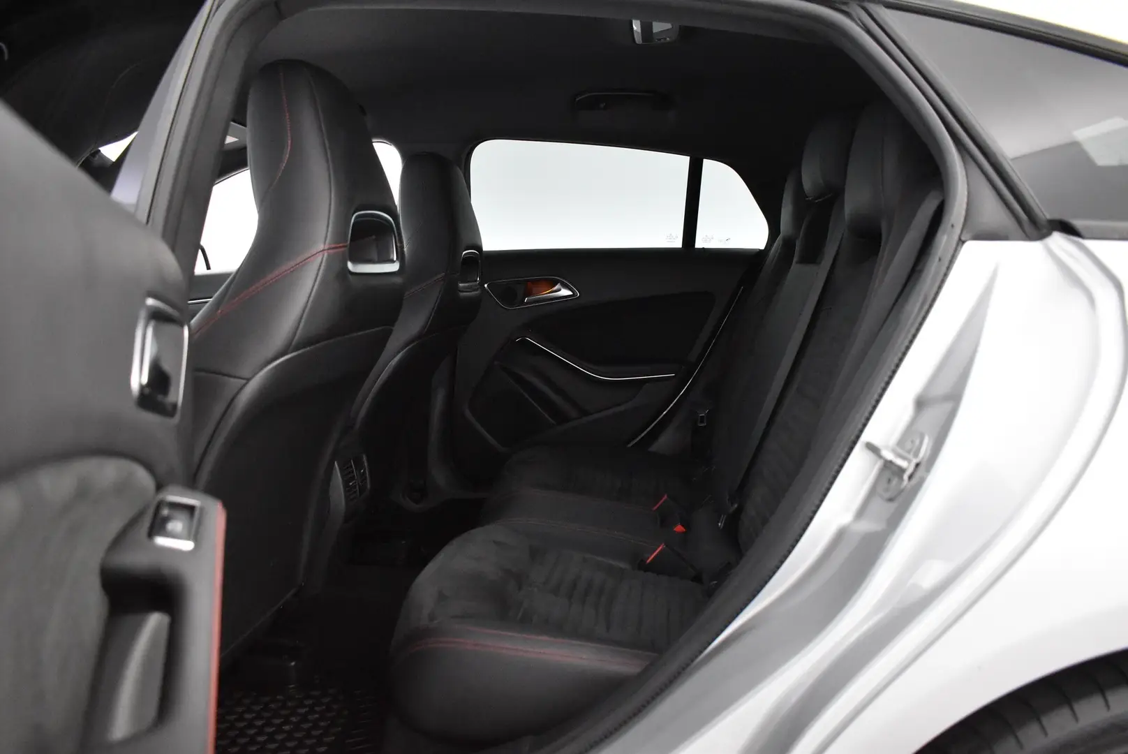 Car Image - PCyGdQtZttW0rWji9Cgtr