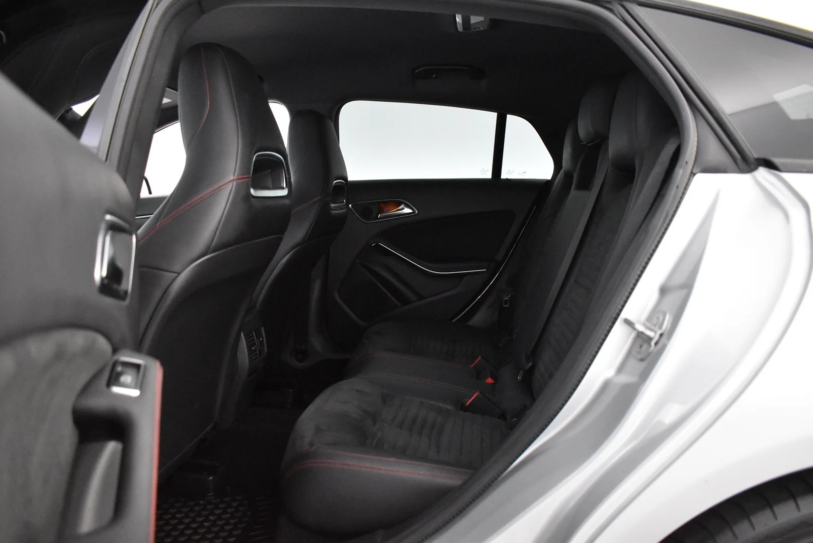 Car Image - PCyGdQtZttW0rWji9Cgtr