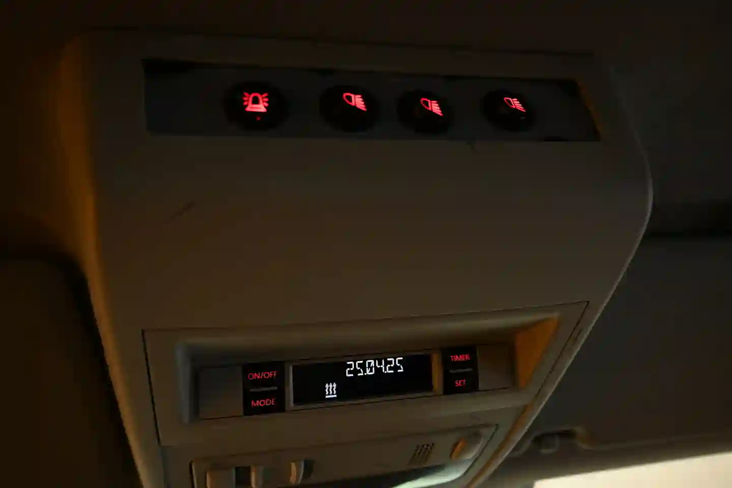 Car Image - 1poNFsisIJJ7I3ISqo2et4