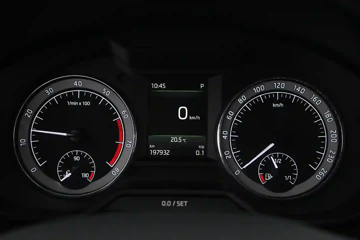 Car Image - 2SaPg6IZUVKnWmLFuAOvNn