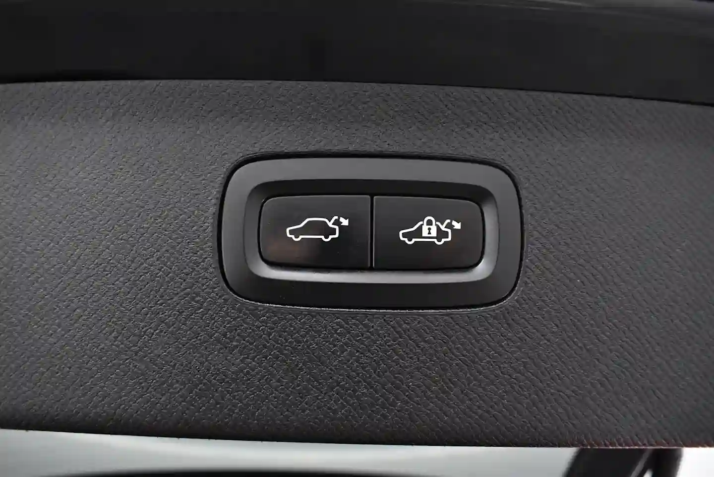 Car Image - tSD9zDIwXDuUO8I19vZbB