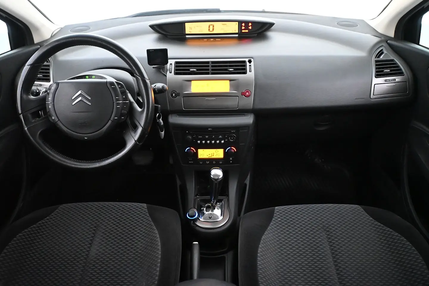 Car Image - T1Lk6lpTFl4LYX5A4MuZR
