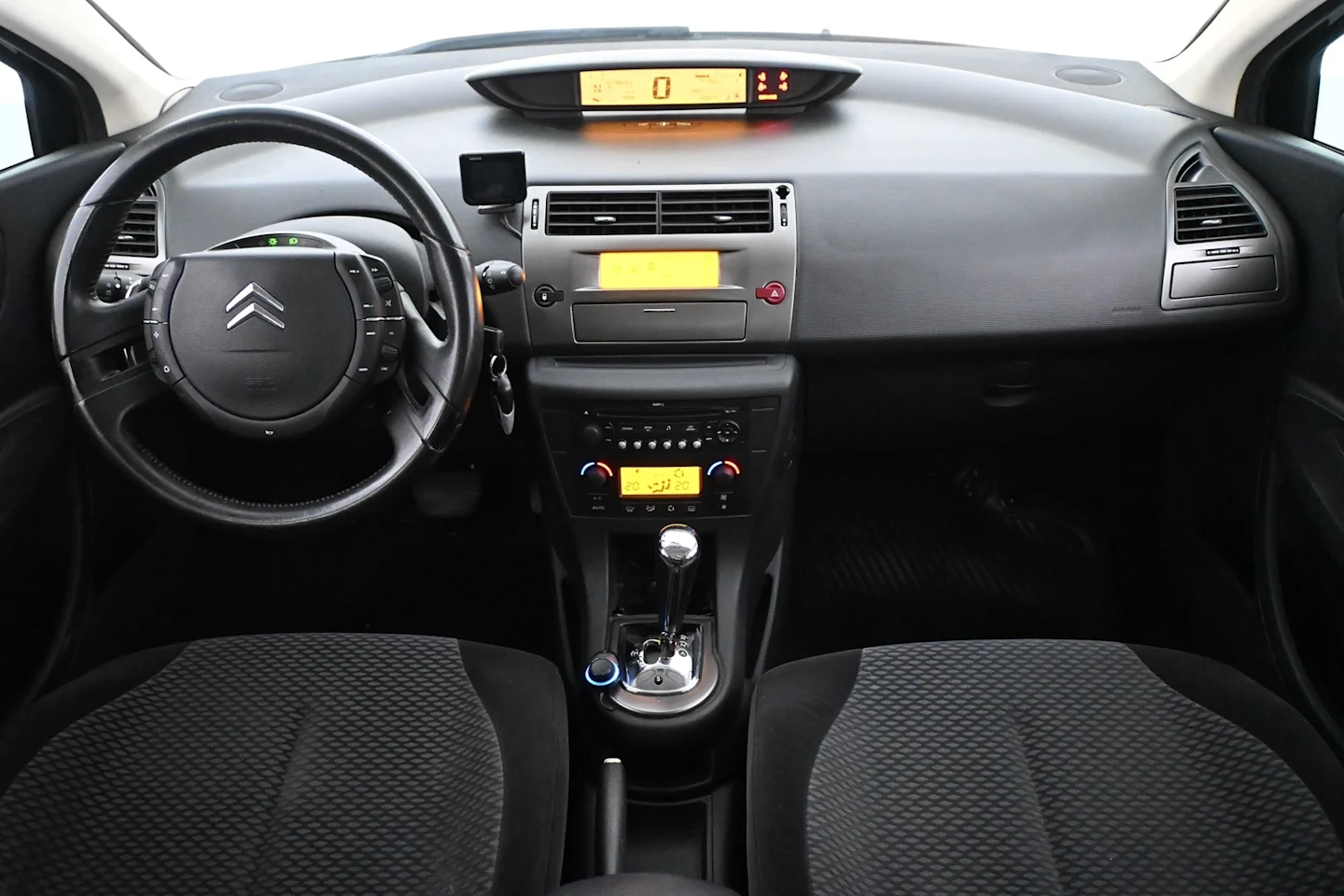 Car Image - T1Lk6lpTFl4LYX5A4MuZR