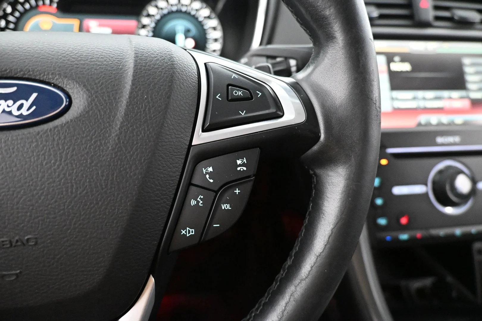 Car Image - 5UVAUqT11FlILuc0FyBgv0
