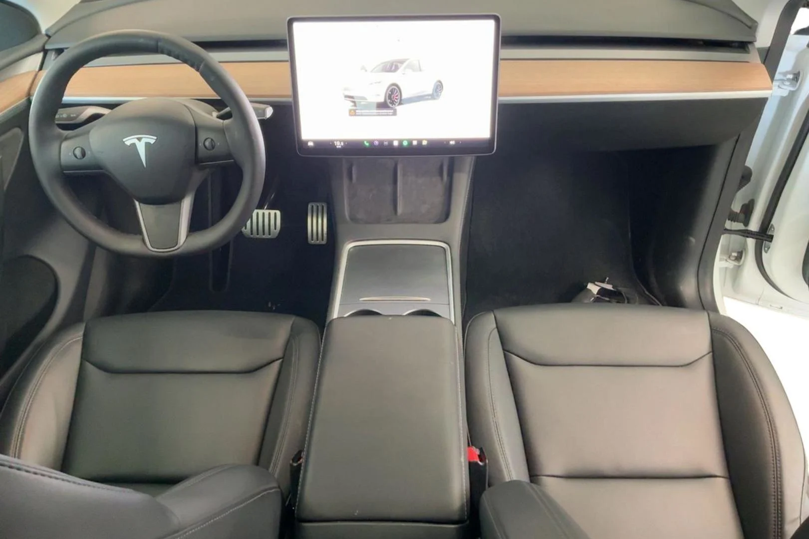 Car Image - 2XBR3x3J1TboeyTzn6GsaS