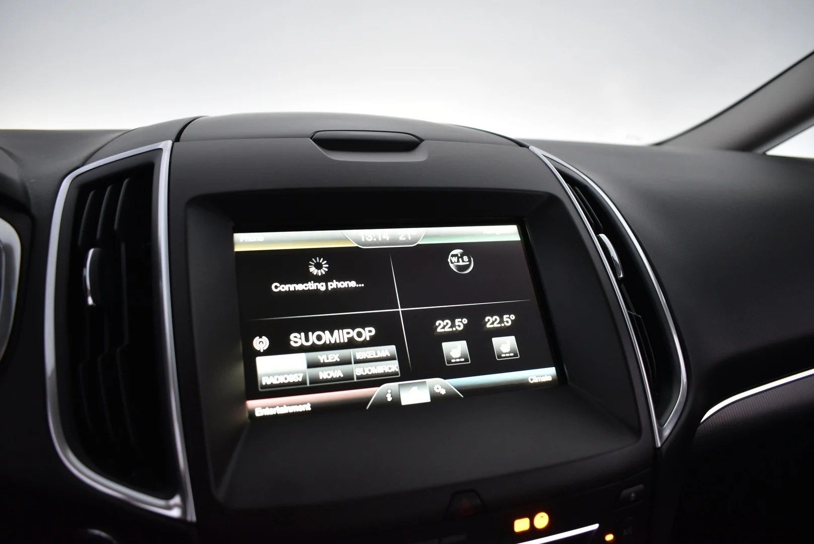 Car Image - 3mM3qLM4ar0ttZ15BgMBwk