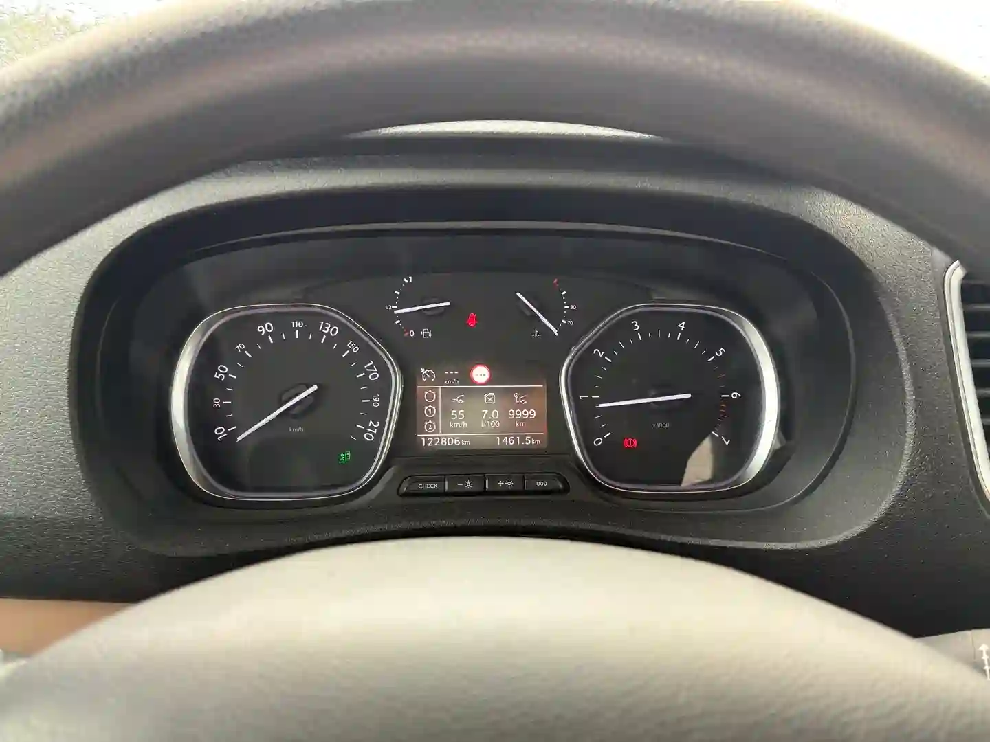 Car Image - 21uC8C11efLx47yy3pnDQ5