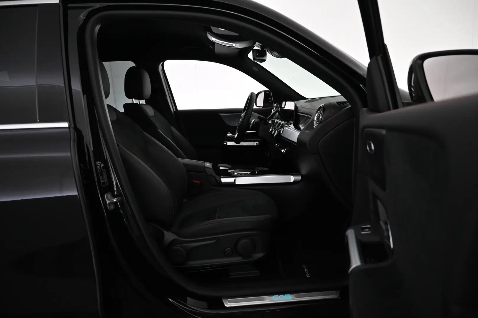 Car Image - 16hDUevv5ckY0itYuxXqwL