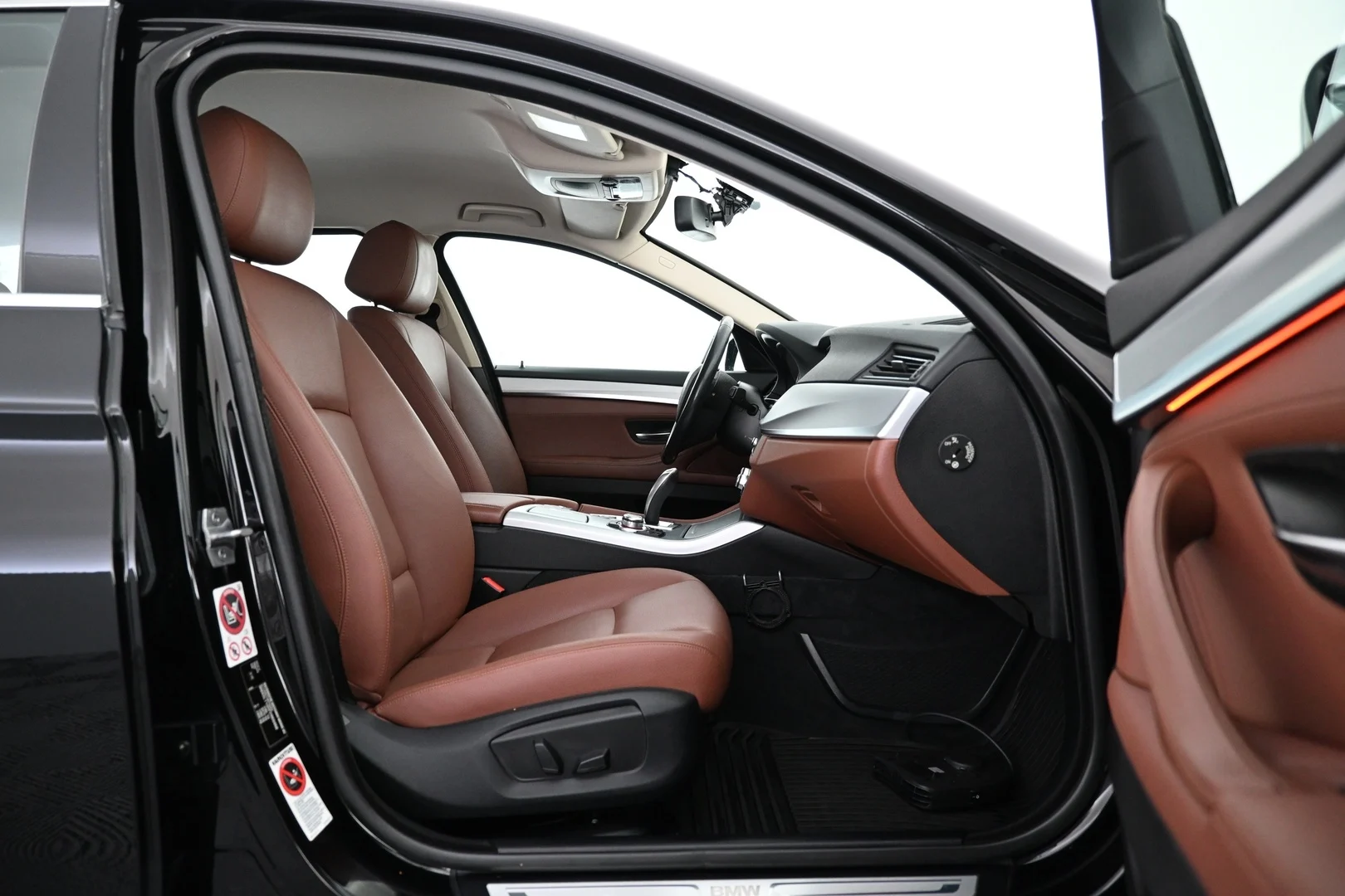 Car Image - Ths9JG3BmWcgAyHikRErh