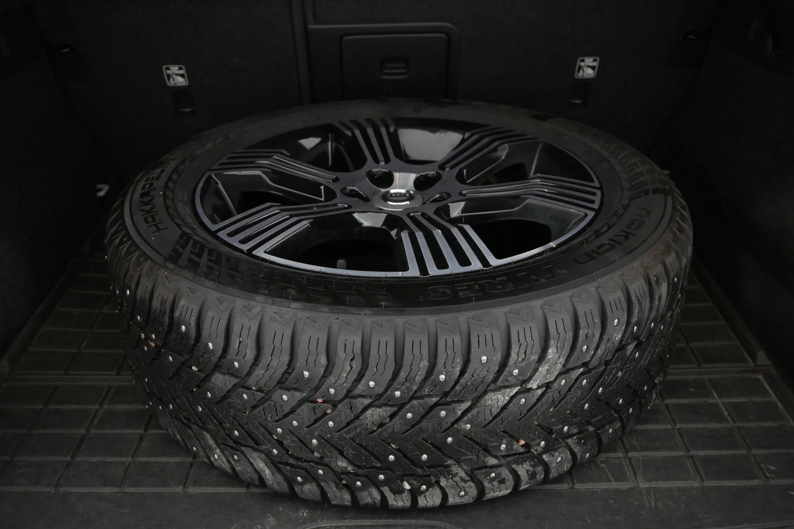 Car Image - 364Ii2QqmYt4E0XytHaLyq