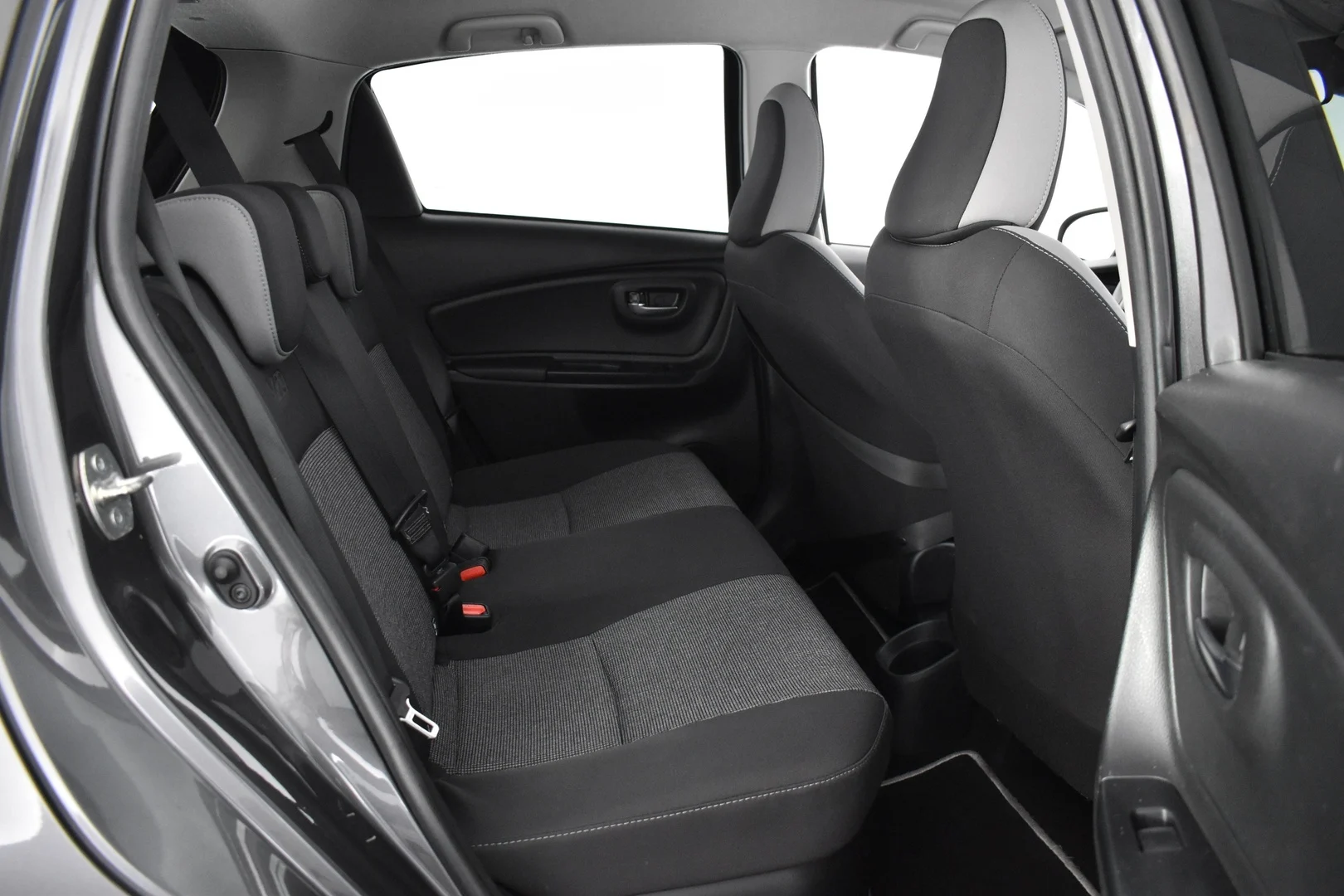 Car Image - 3aYu0Jfwabw4Lfz19jHwXx
