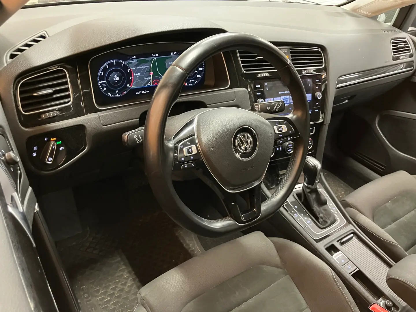 Car Image - 4qsnDuojQ57klPEB7HHJLa