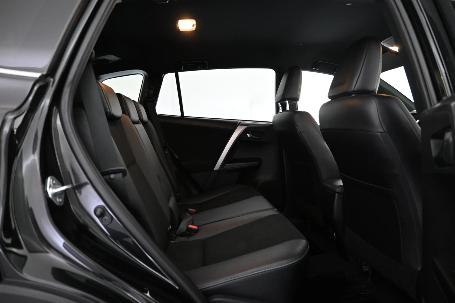Car Image - 7N1BJSamP4PbVQEpMR07jj