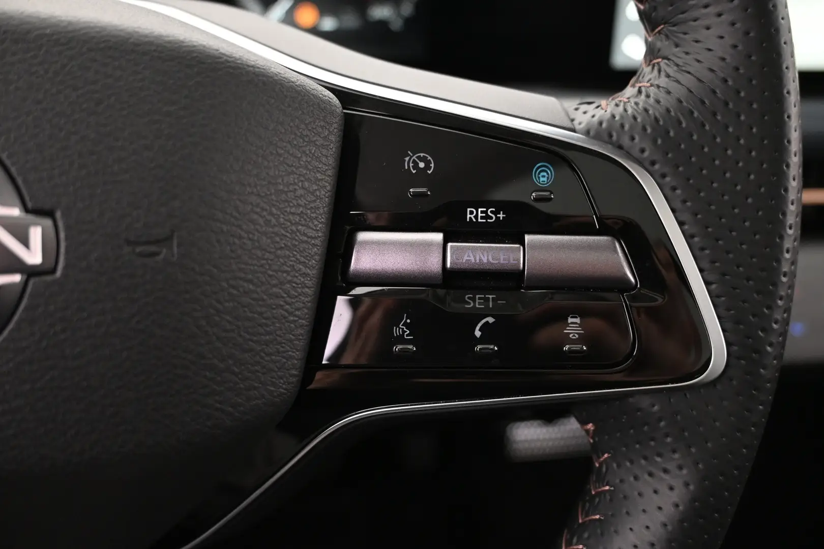 Car Image - 4XPUyfDrmDGE9kZs7WzH6S