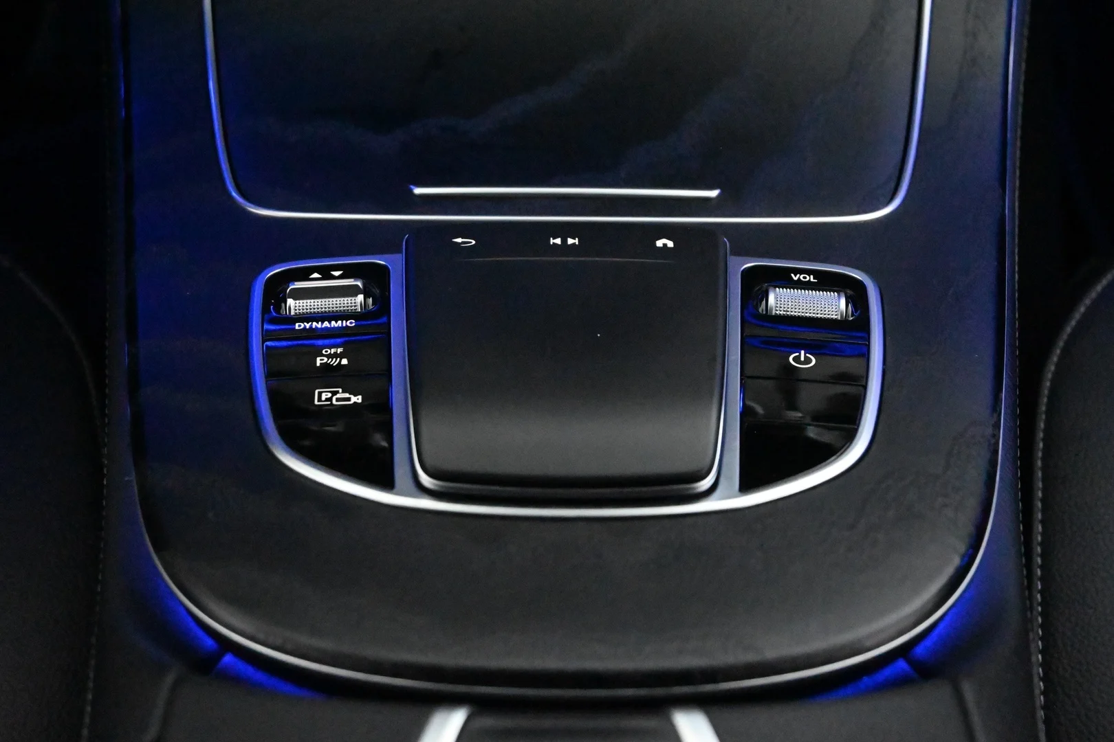 Car Image - 4lViaMv3CJKl5buueKeeXi