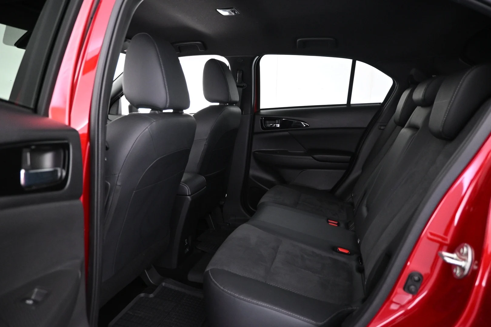 Car Image - 6FKruiUP5nW9rBUJl8bg9C