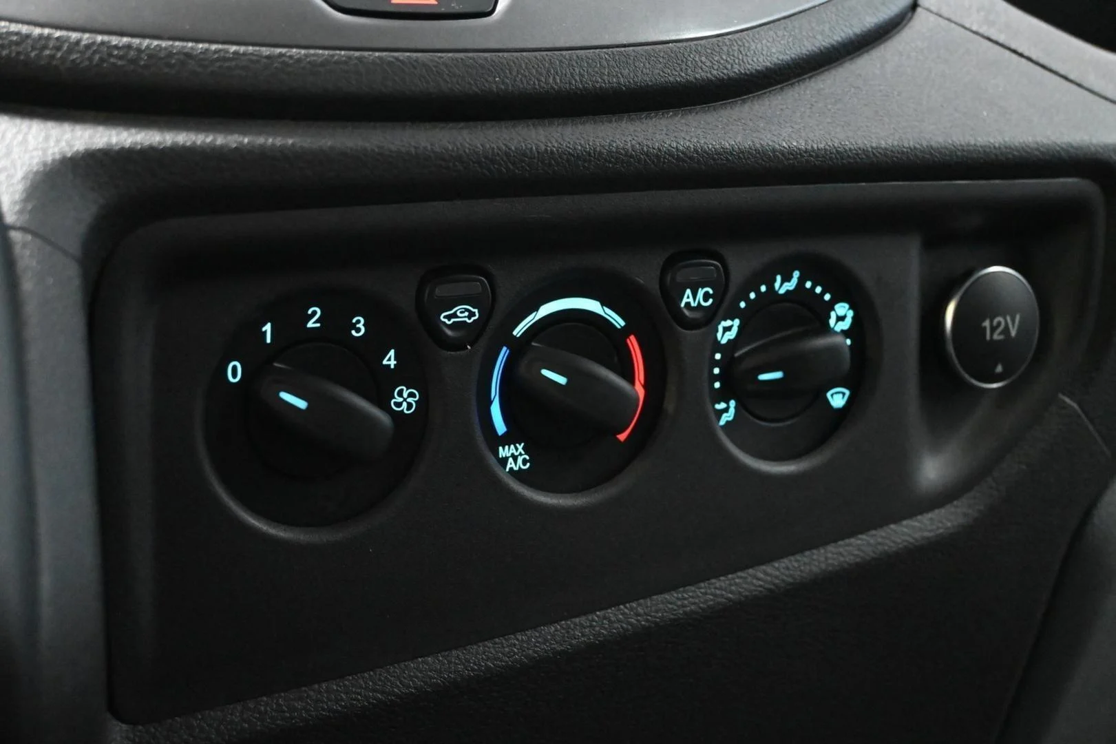 Car Image - 3HhVVMbJmLoK4Nq5mFLxqK